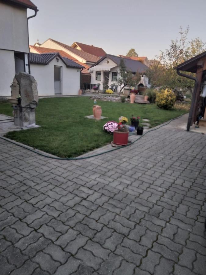 Studio Unique Daire Temeşvar Dış mekan fotoğraf
